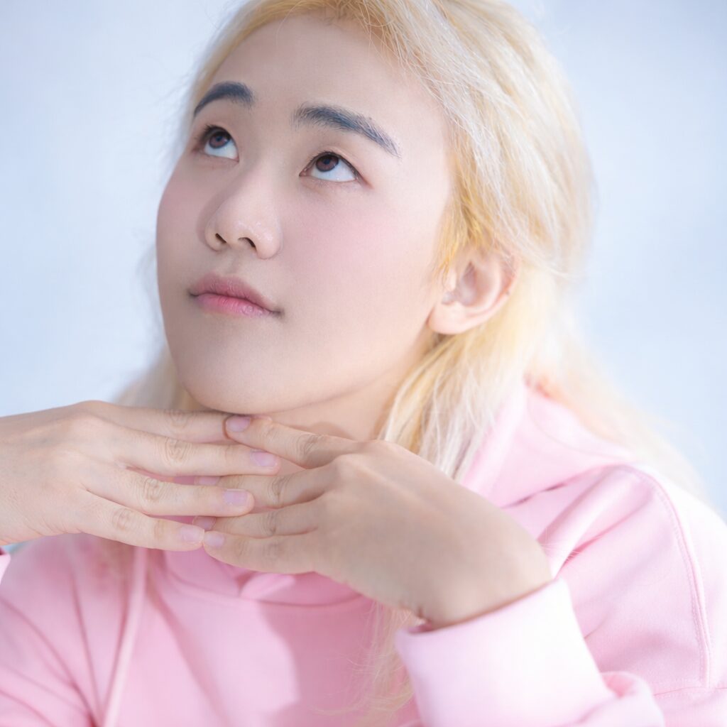 루루 뭐 하는 애임?